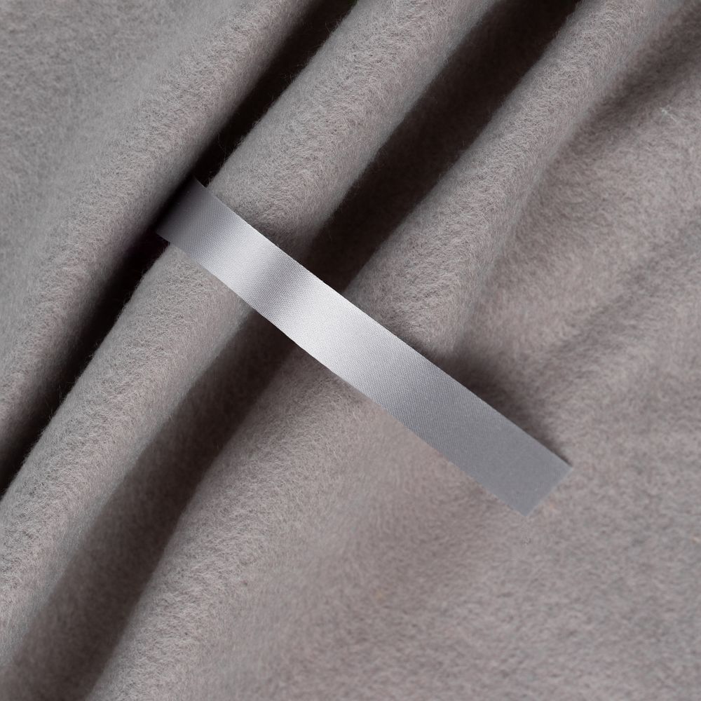 картинка Лента сатиновая Satin 10 М, серая, 90 см от магазина Одежда+