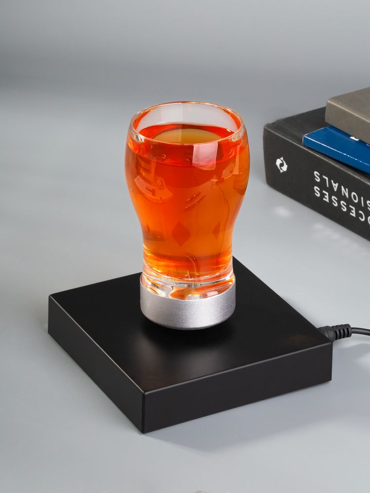 картинка Левитирующий стакан Leviglass от магазина Одежда+